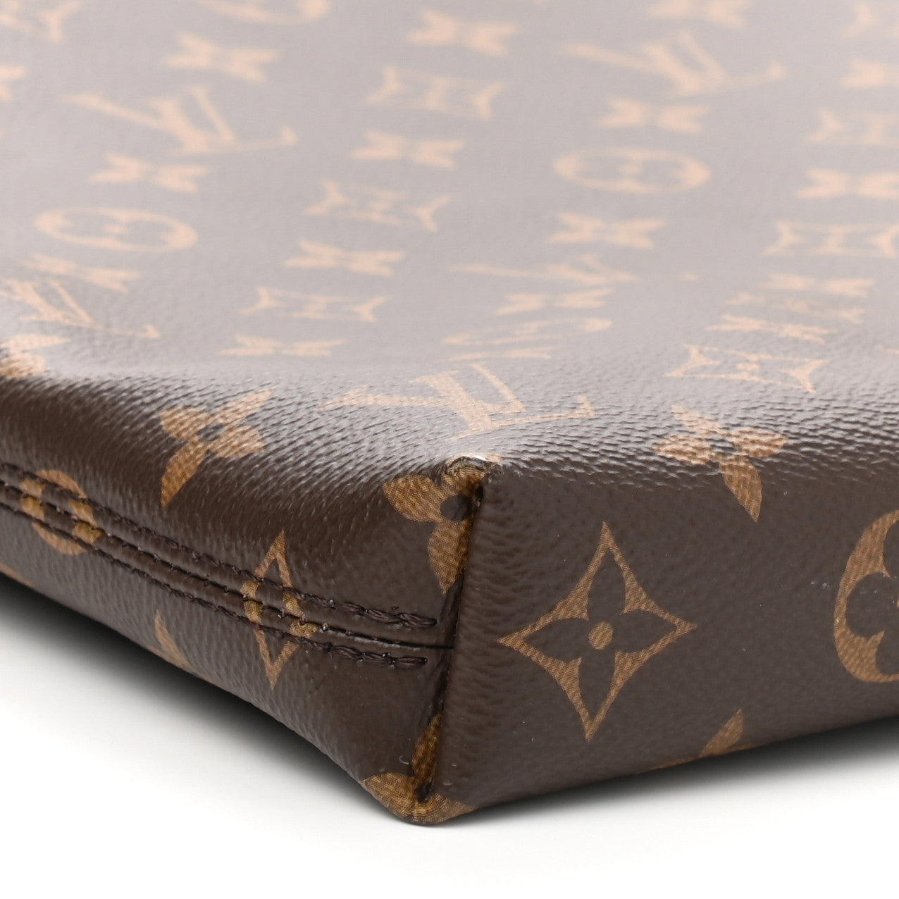 Monogram Carry It
