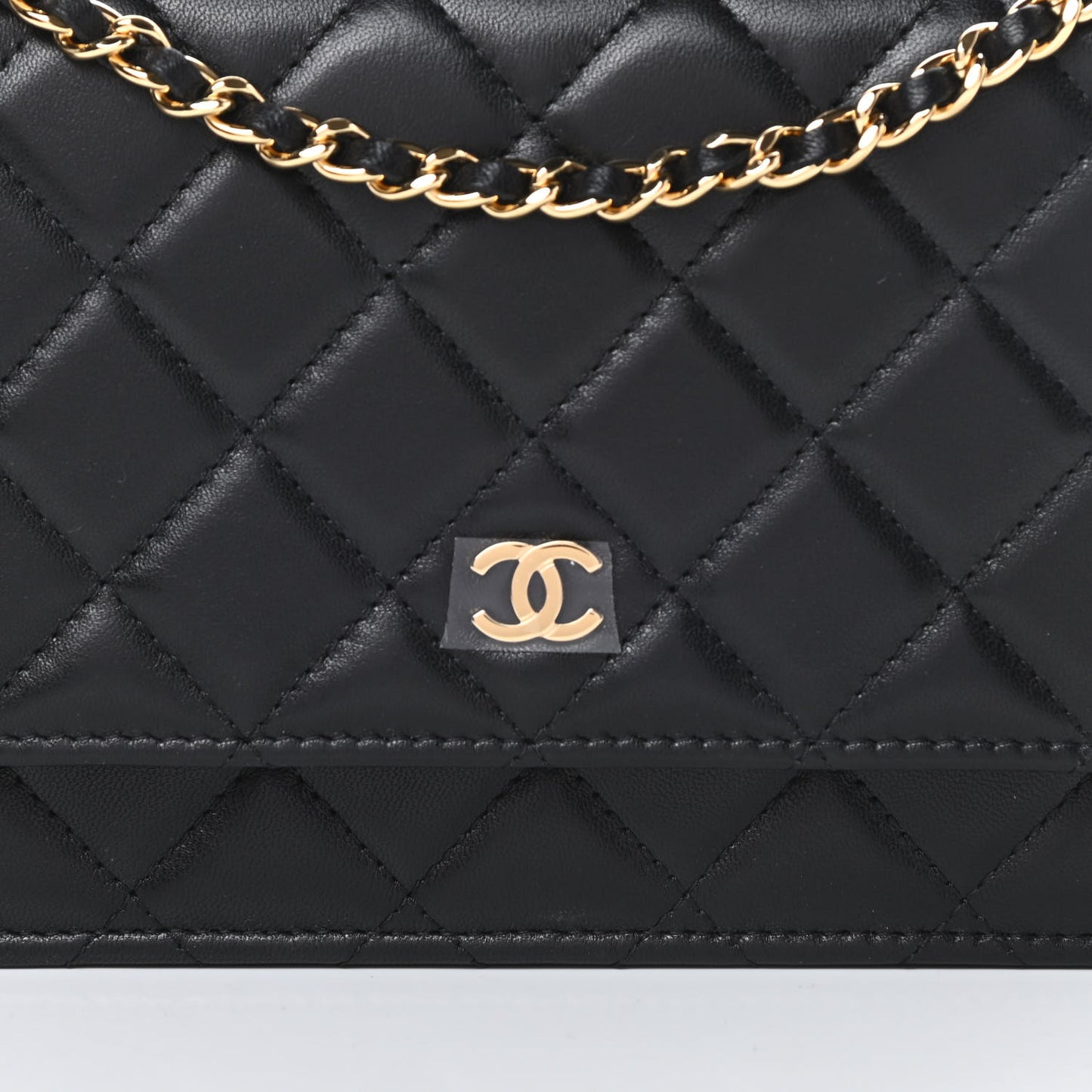 Lambskin Quilted Wallet On Chain WOC Black