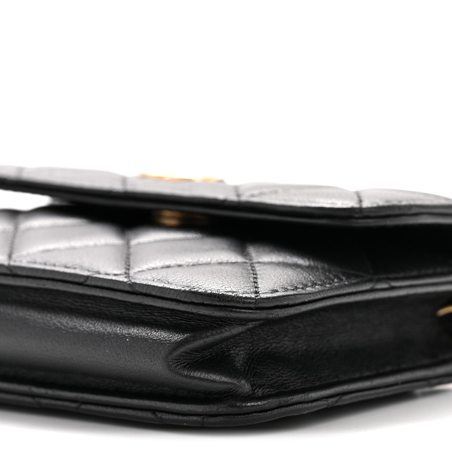 Lambskin Quilted Pearl Crush Flap With Chain Black
