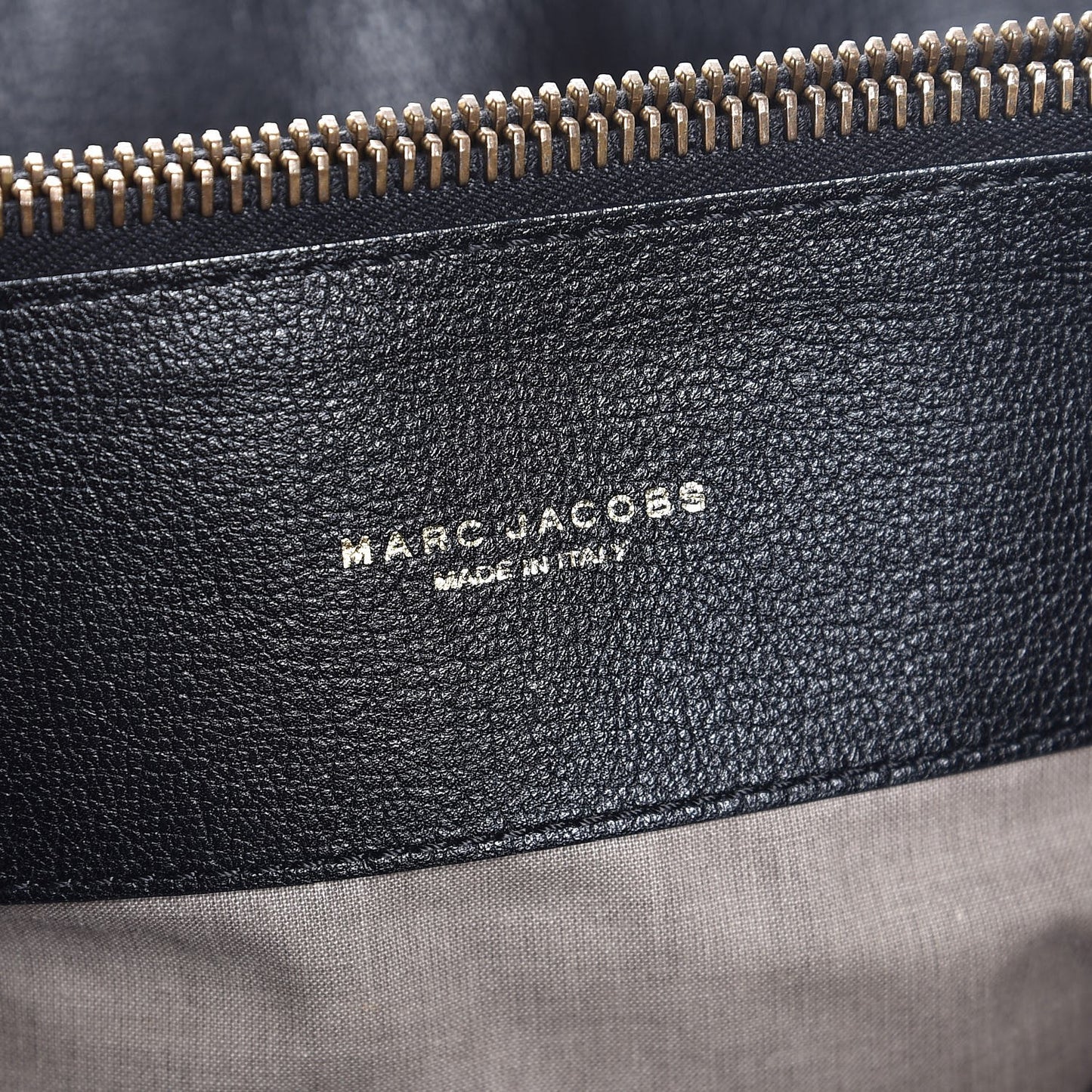 Calfskin Mix Quilted East West Virna Black