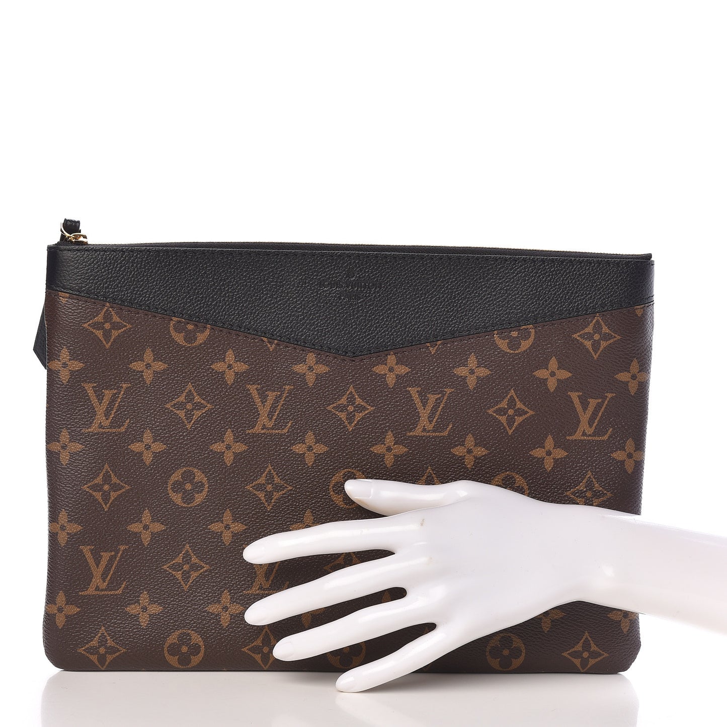 Monogram Daily Pouch Black