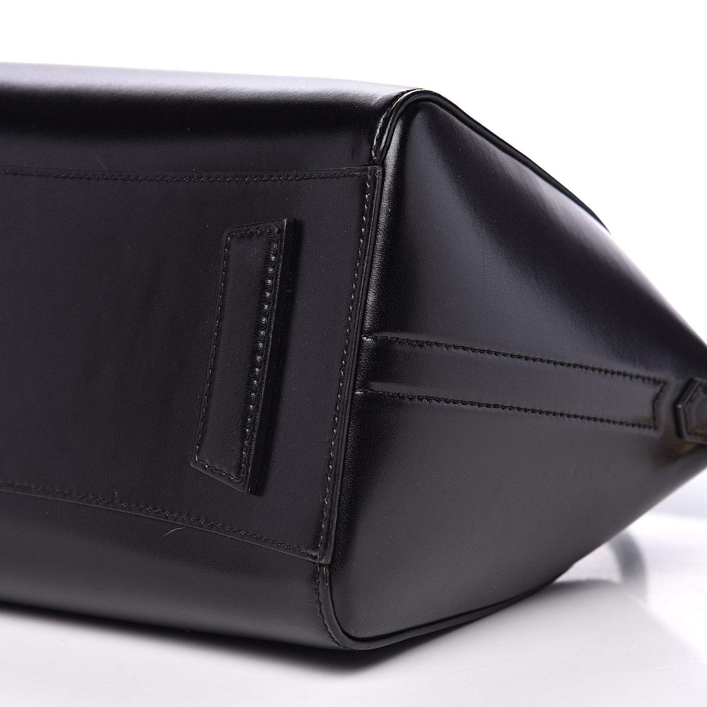 Shiny Lord Calfskin Small Antigona Black