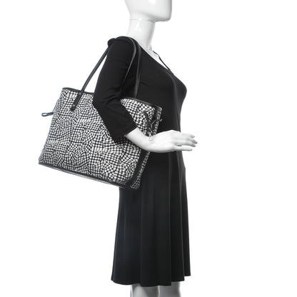MCM Visetos Medium Reversible Shopper Tote Black 2 of 15