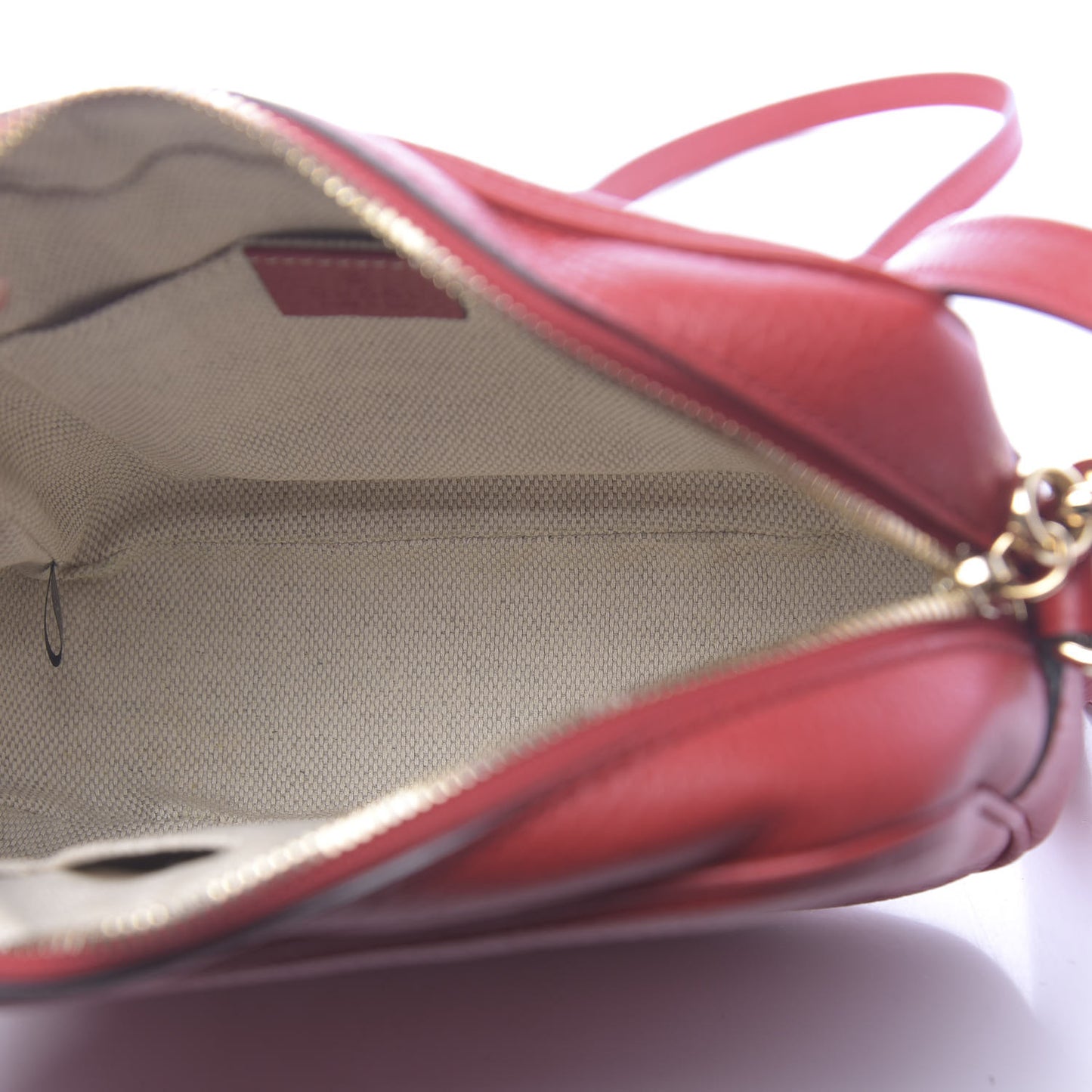 Pebbled Calfskin Small Soho Disco Bag Tabasco Red