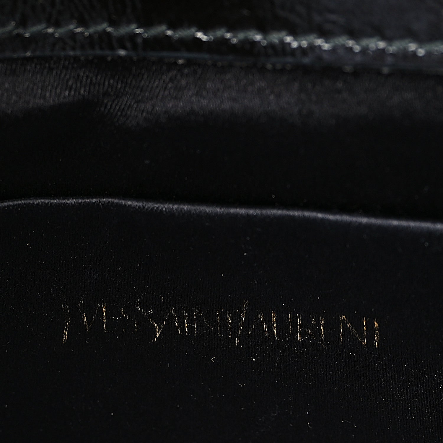 Saint Laurent Textured Patent Monogram Large Belle De Jour Clutch Black 6 of 8