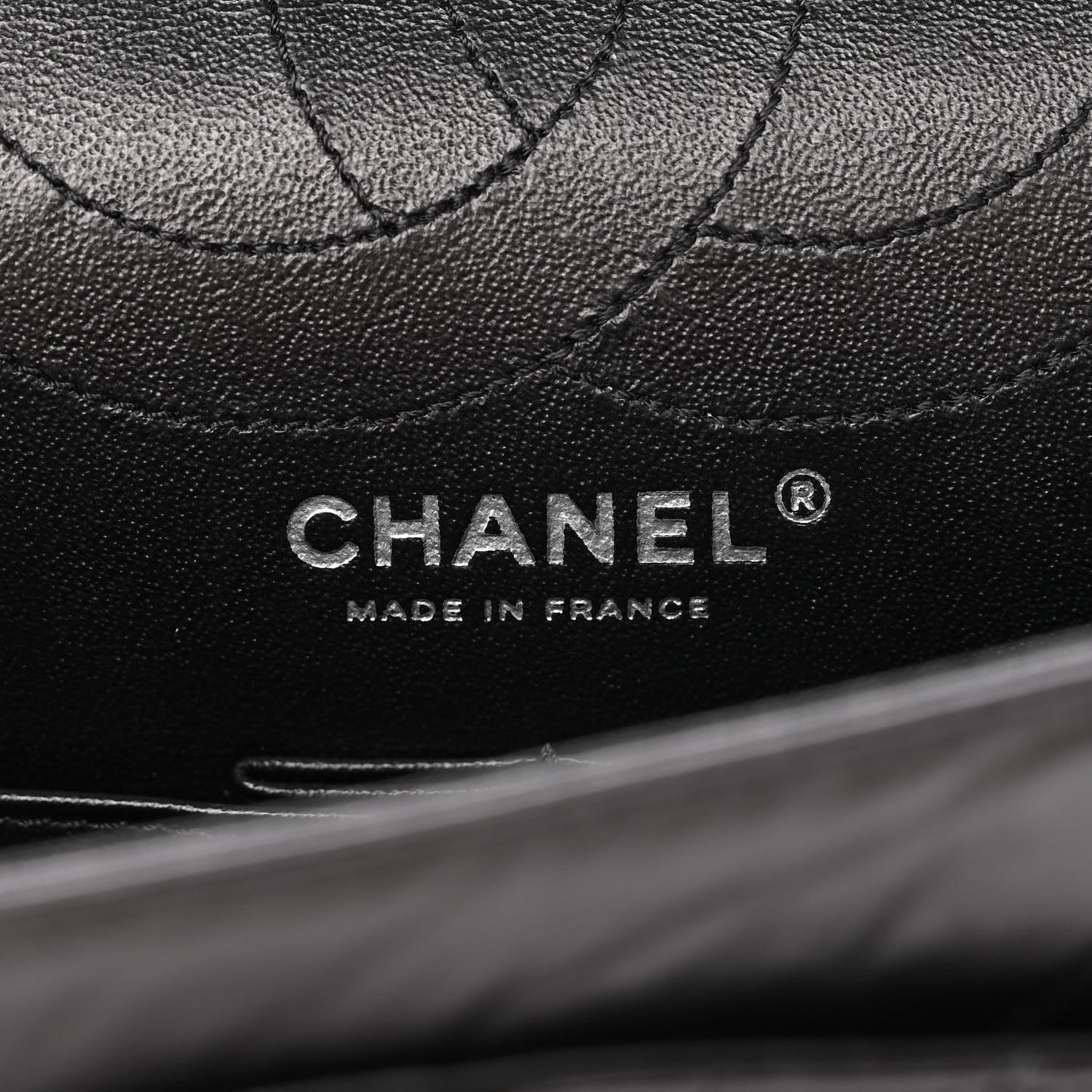 Aged Calfskin Chevron Quilted 2.55 Reissue 225 Flap So Black