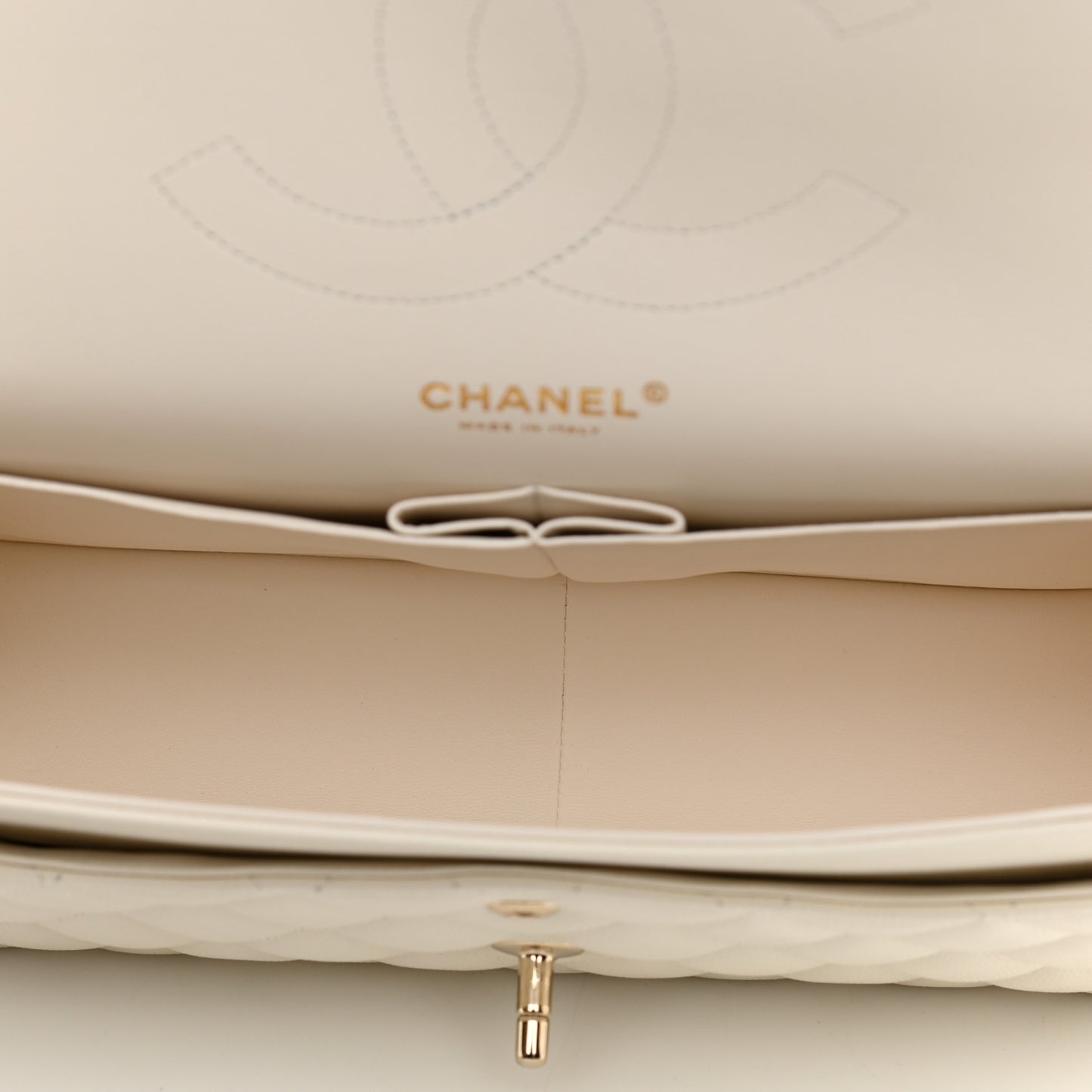 Caviar Quilted Jumbo Double Flap White