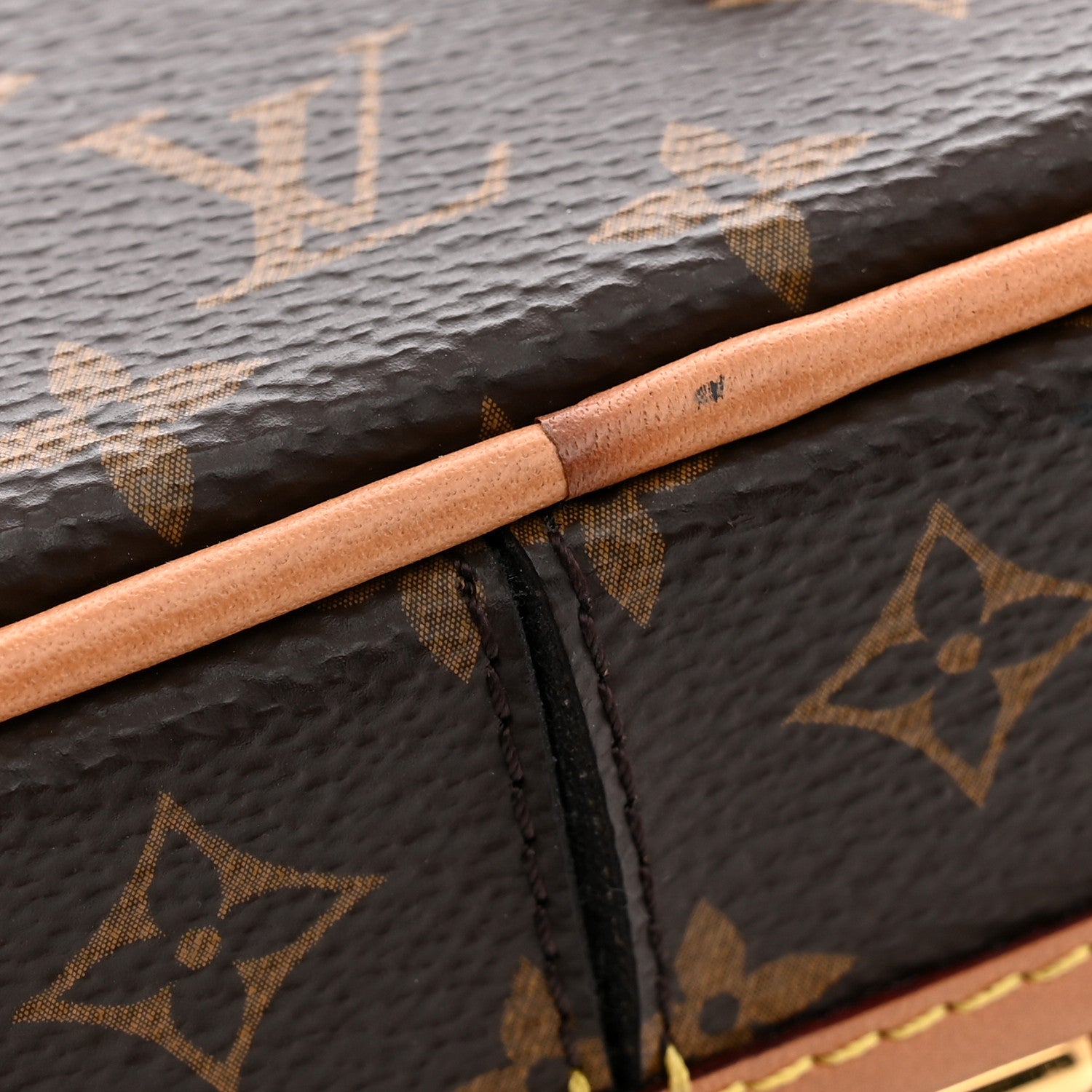 Louis Vuitton Monogram Petite Boite Chapeau 12 of 12