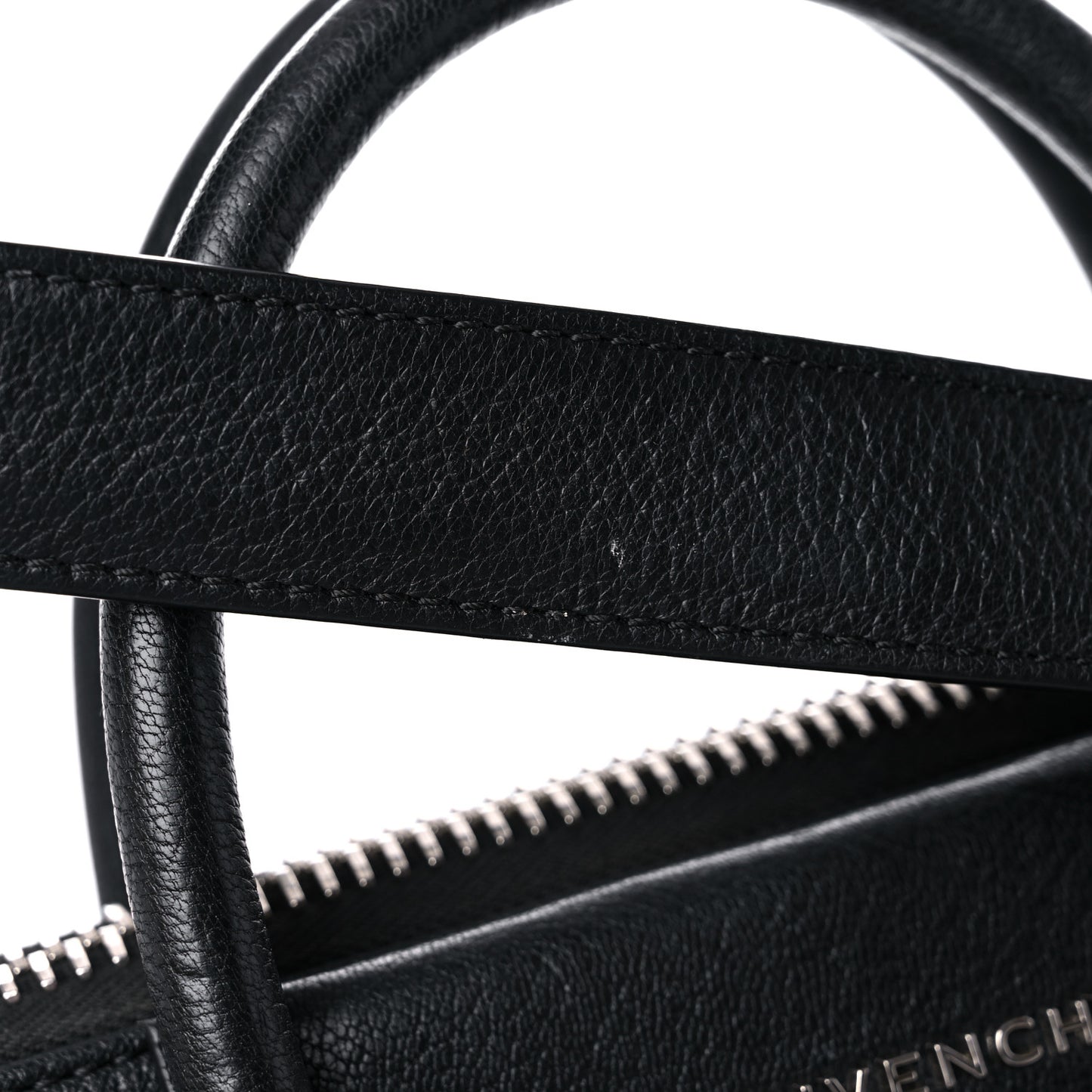 Sugar Goatskin Medium Antigona Black