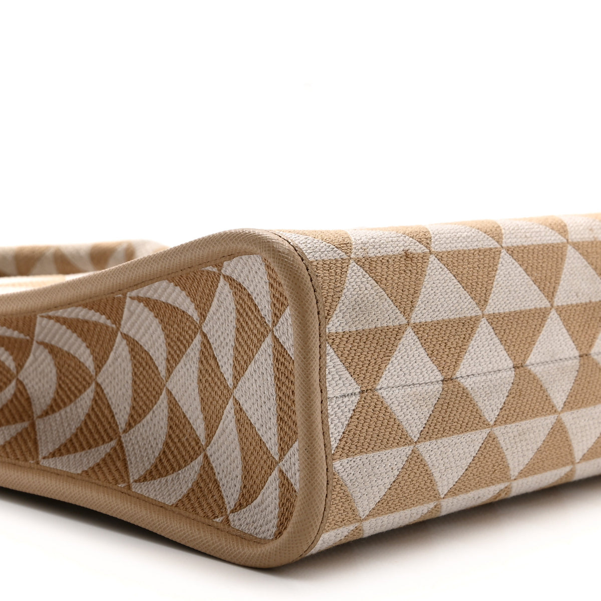 Jacquard Saffiano Triangolo Symbole Embroidered Small Tote Corda Talco