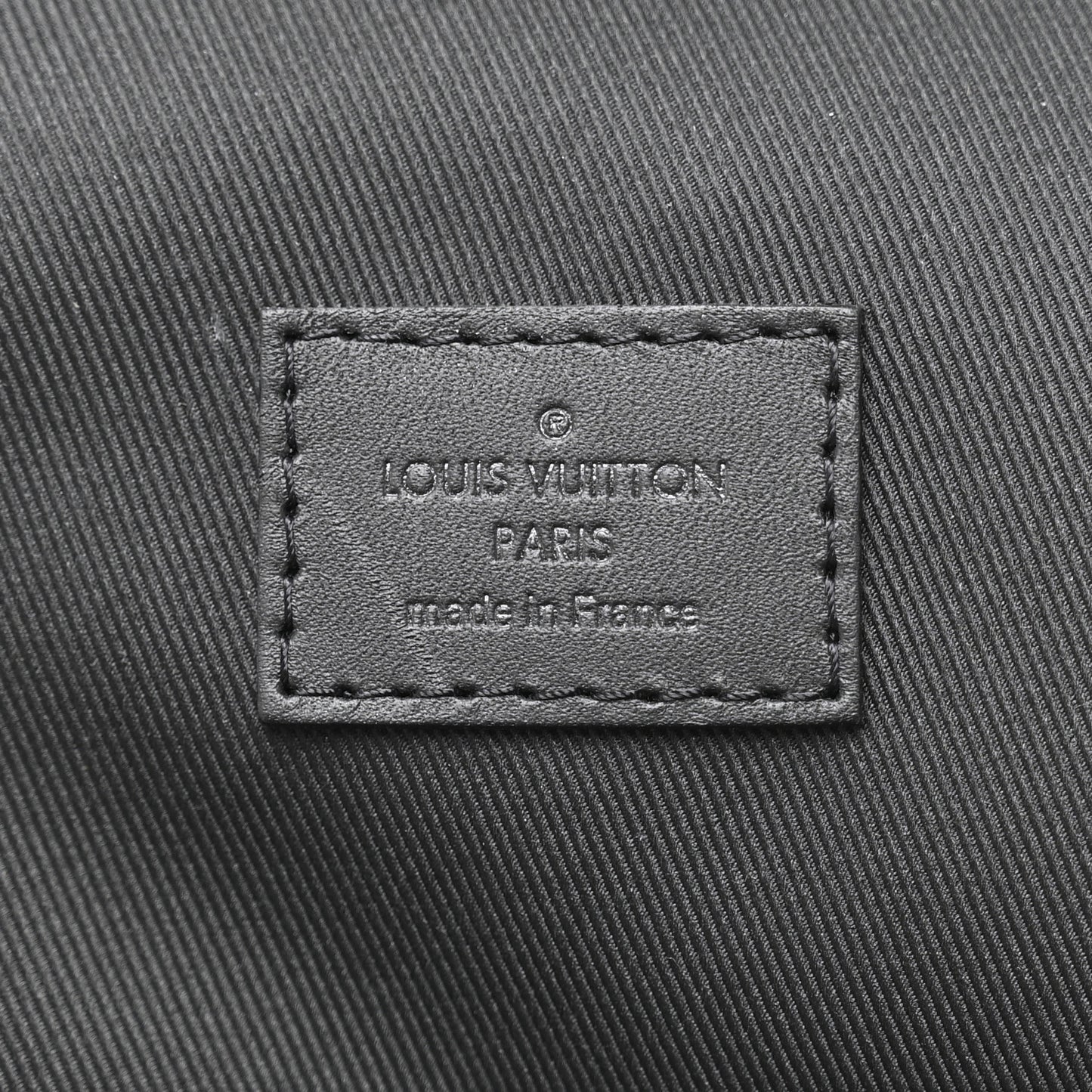 Damier Infini Avenue Sling Bag Onyx