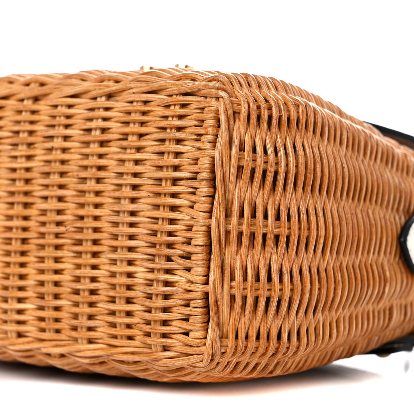 City Calfskin Wicker Midollino Bag White