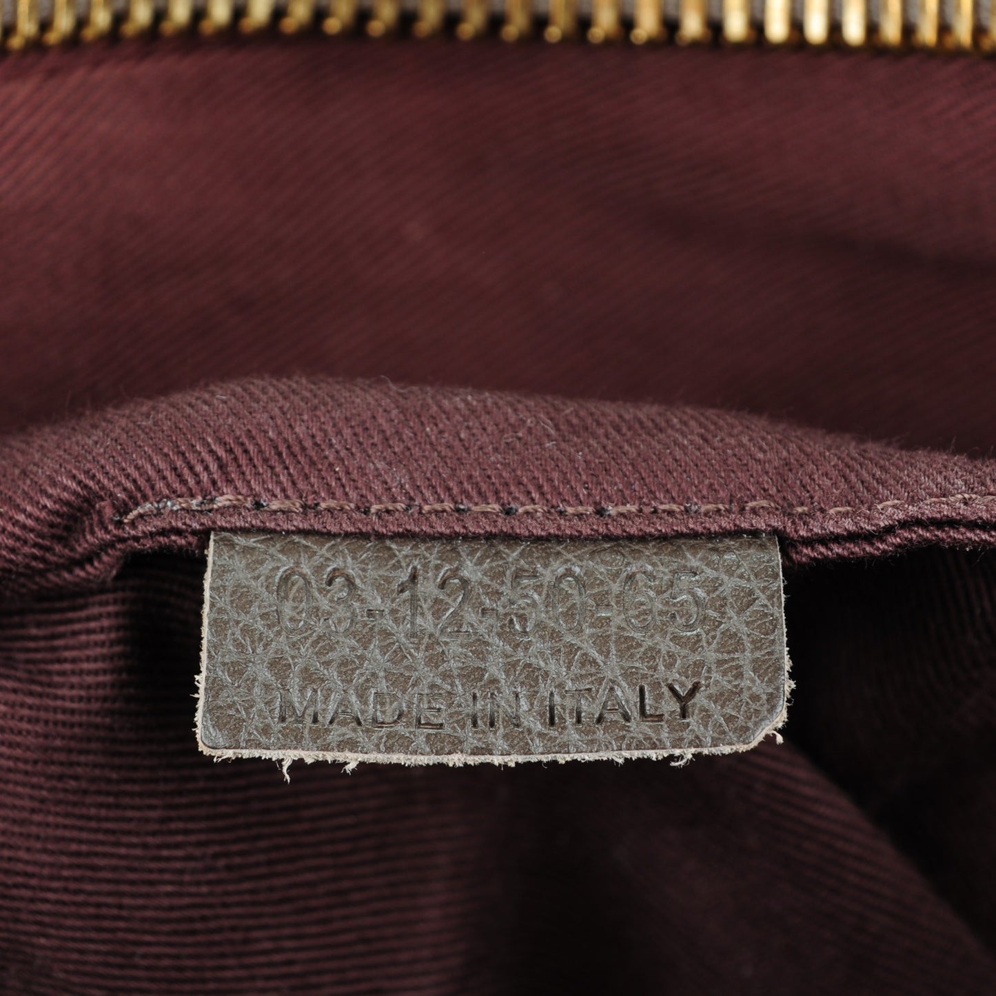 Calfskin Medium Paraty Rock