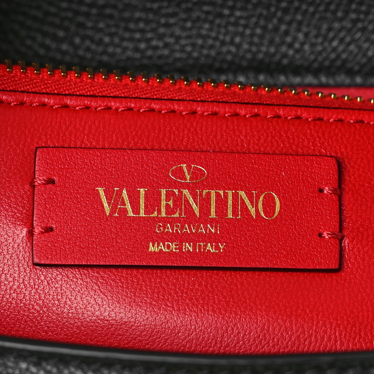 Grainy Calfskin Small VSling Top Handle Bag Black