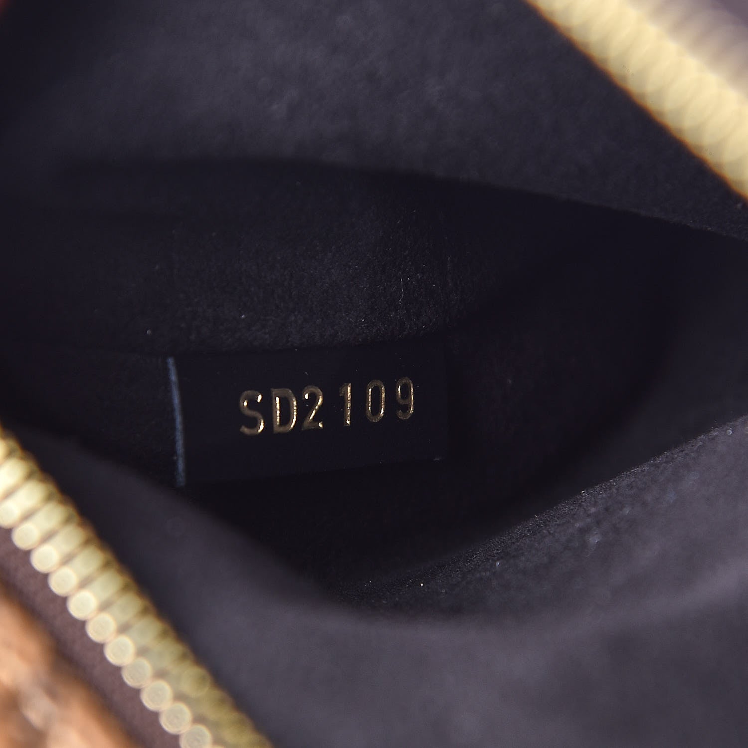 Louis Vuitton Reverse Monogram Pochette Metis 8 of 11