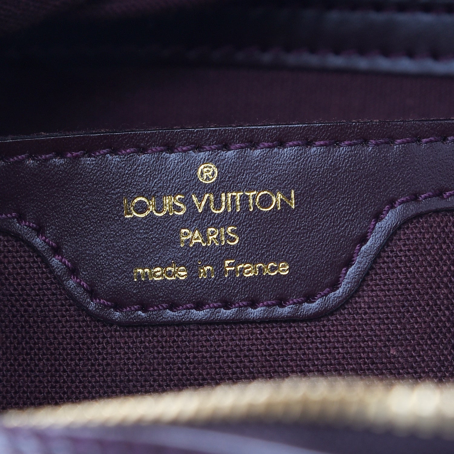 Louis Vuitton Taiga Reporter Messenger Acajou 6 of 12