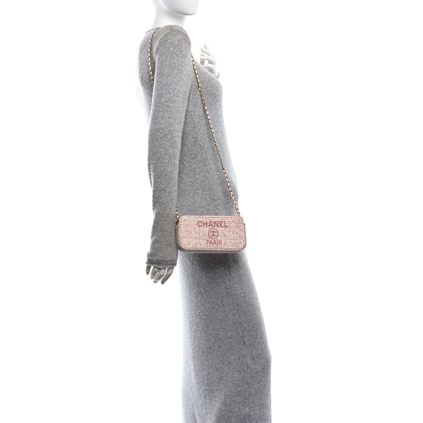 Canvas Small Deauville Clutch With Chain Pink