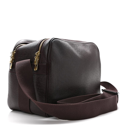Louis Vuitton Taiga Reporter Messenger Acajou 3 of 10