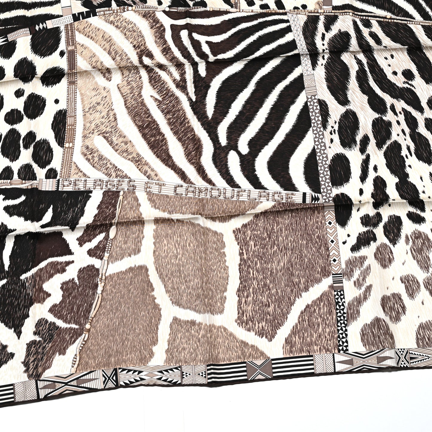 Silk Pelages et Camouflage Scarf 90