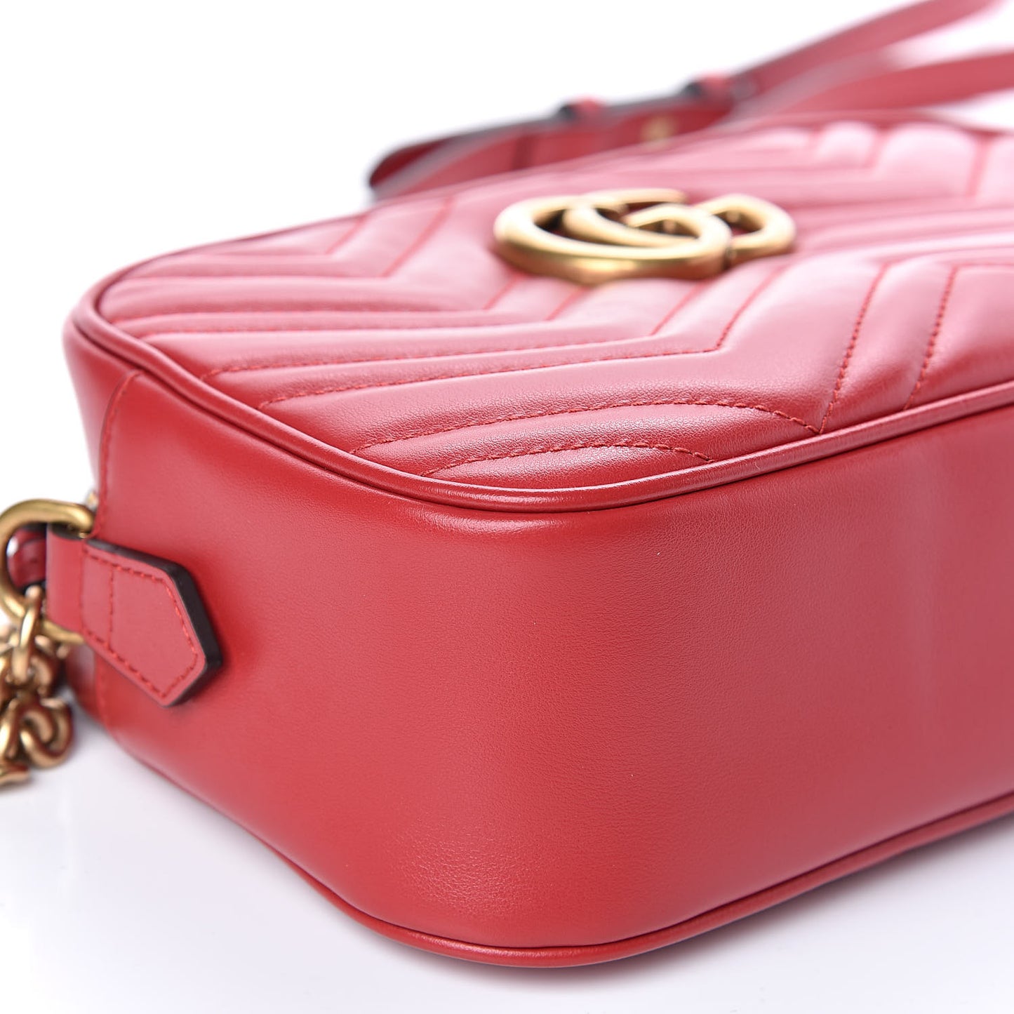 Calfskin Matelasse Small GG Marmont Chain Shoulder Bag Hibiscus Red