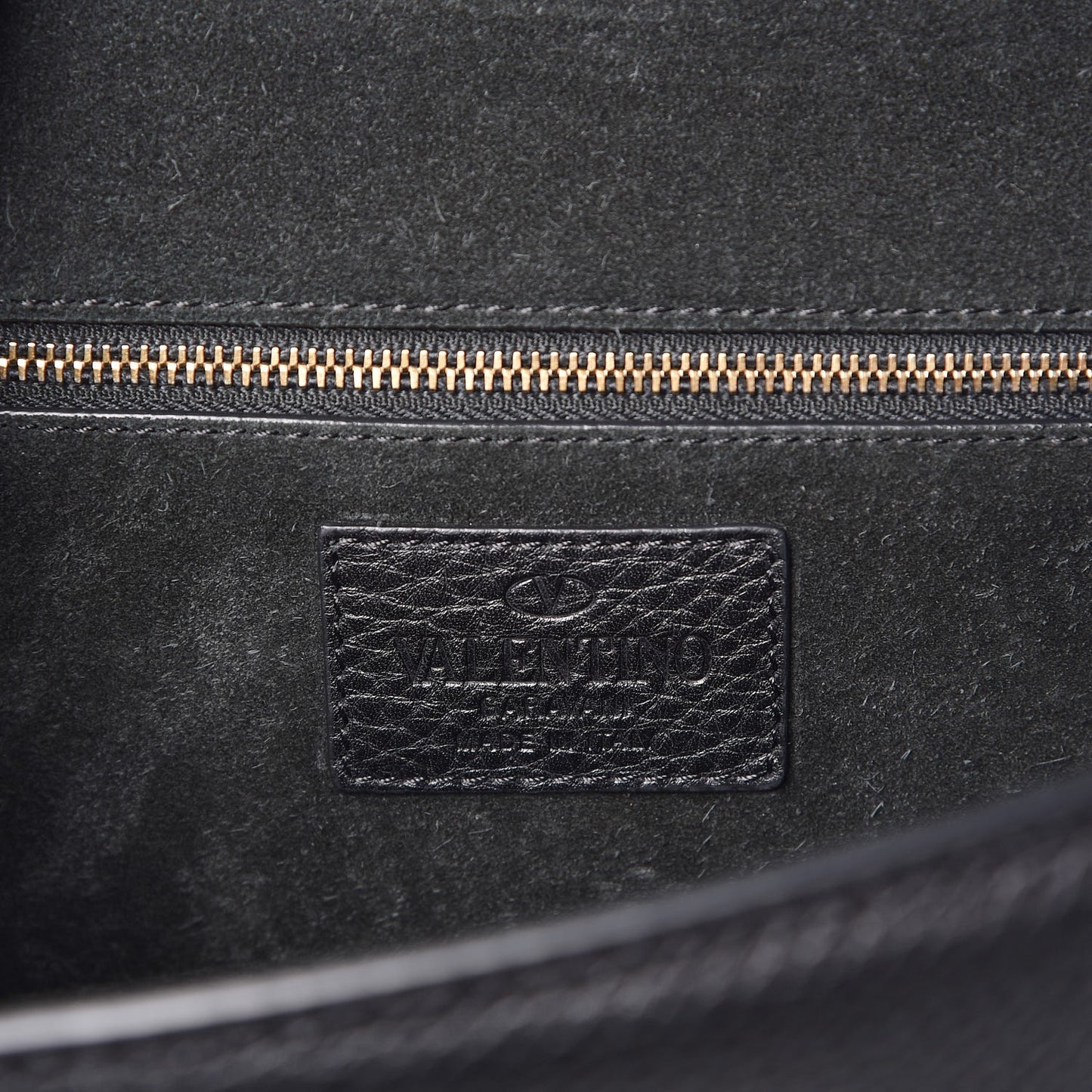 Pebbled Calfskin Medium Glam Lock Rockstud Flap Black