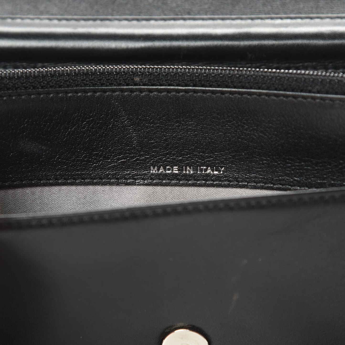 Lambskin Studded CC Wallet On Chain WOC Black