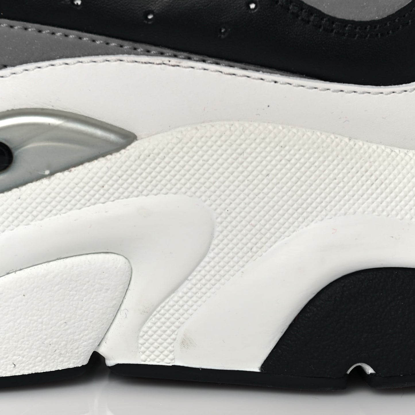 Technical Mesh Calfskin Mens B22 Sneakers 44 White Black Green