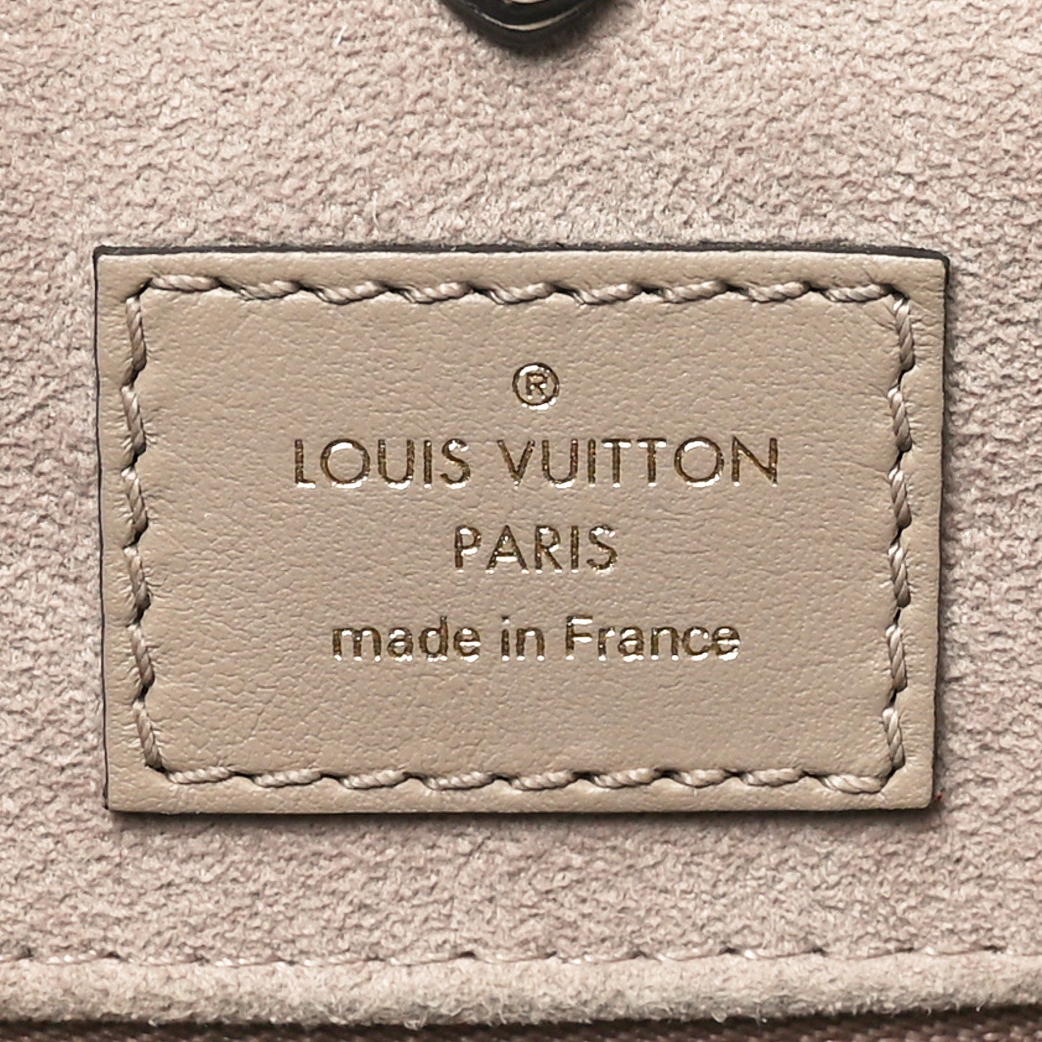 Louis Vuitton Empreinte Monogram Giant Onthego MM Tourterelle Creme 11 of 19