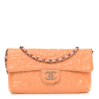 Chanel Patent Calfskin Camellia Embossed Flap Pochette Pink 1 of 13