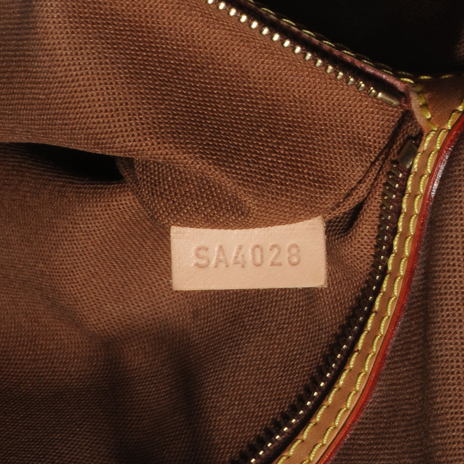 Louis Vuitton Monogram Batignolles Horizontal 6 of 7