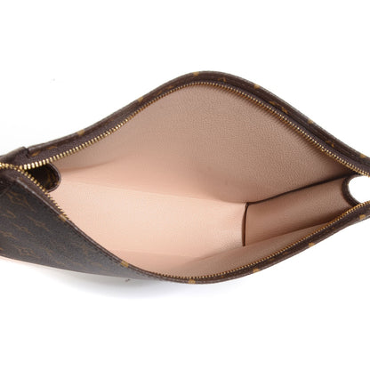 Louis Vuitton Monogram Toiletry Pouch 26 6 of 8