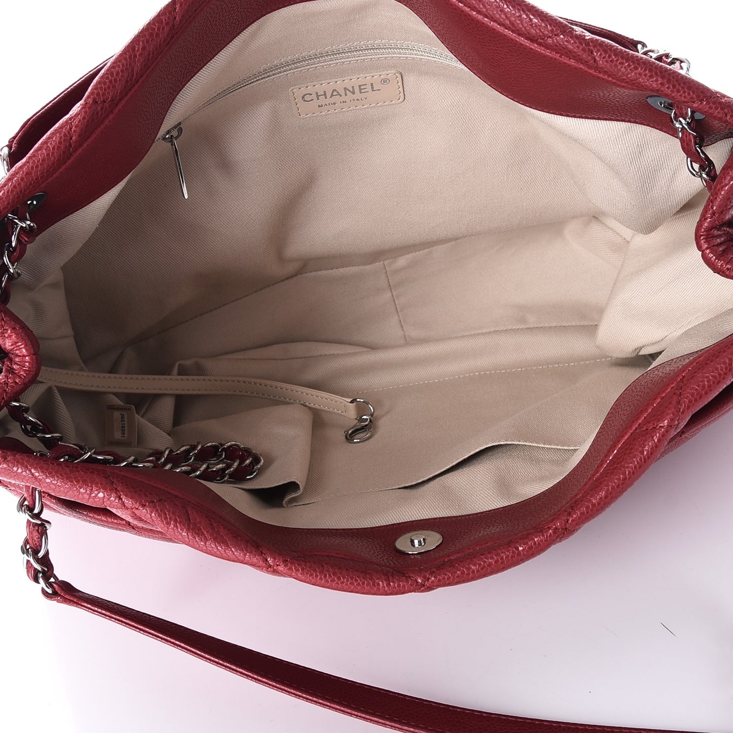 Caviar Quilted Timeless CC Soft Tote Red