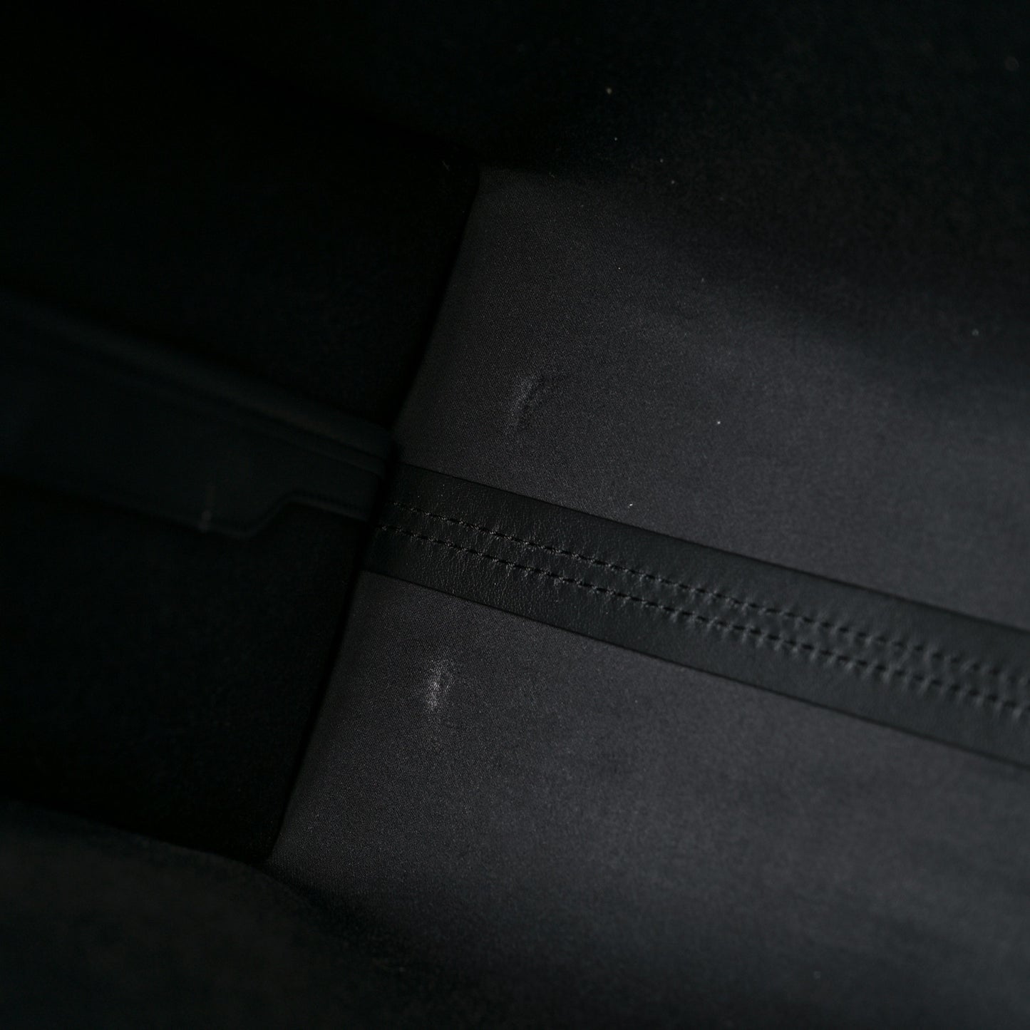 Glazed Fabric Vitello Century FF 1974 Stamp Patch Medium Peekaboo Defender Cover Mogano Panna Black