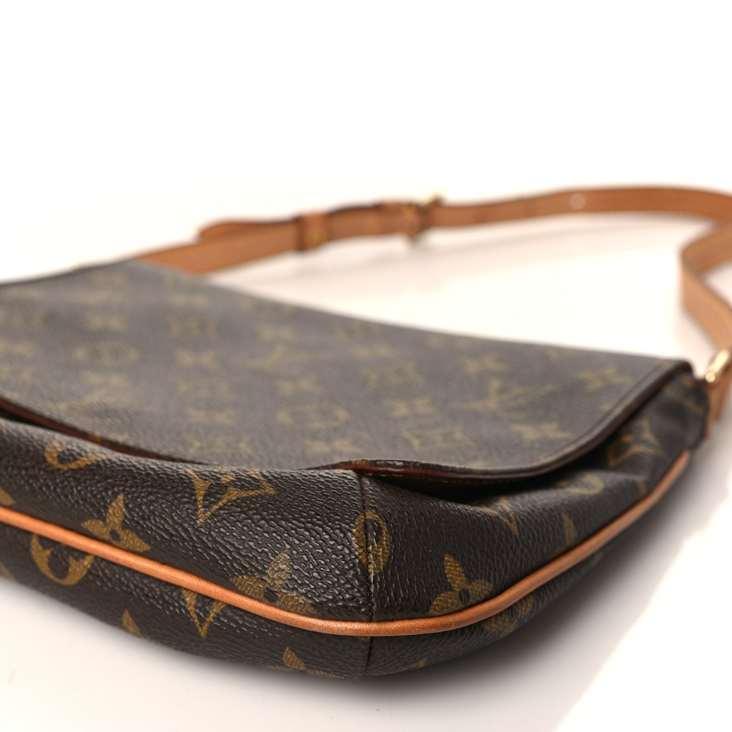 Monogram Musette Tango