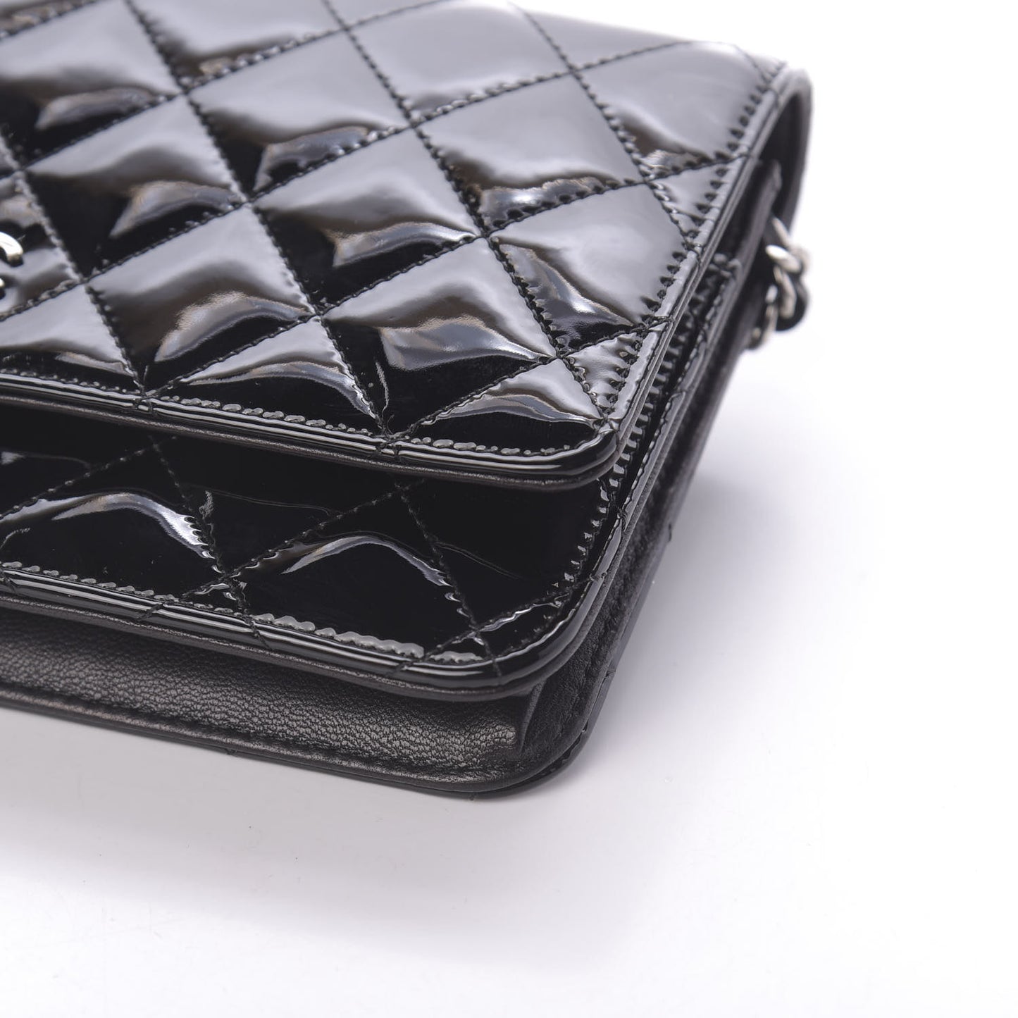 Patent Quilted Wallet On Chain WOC Navy Blue