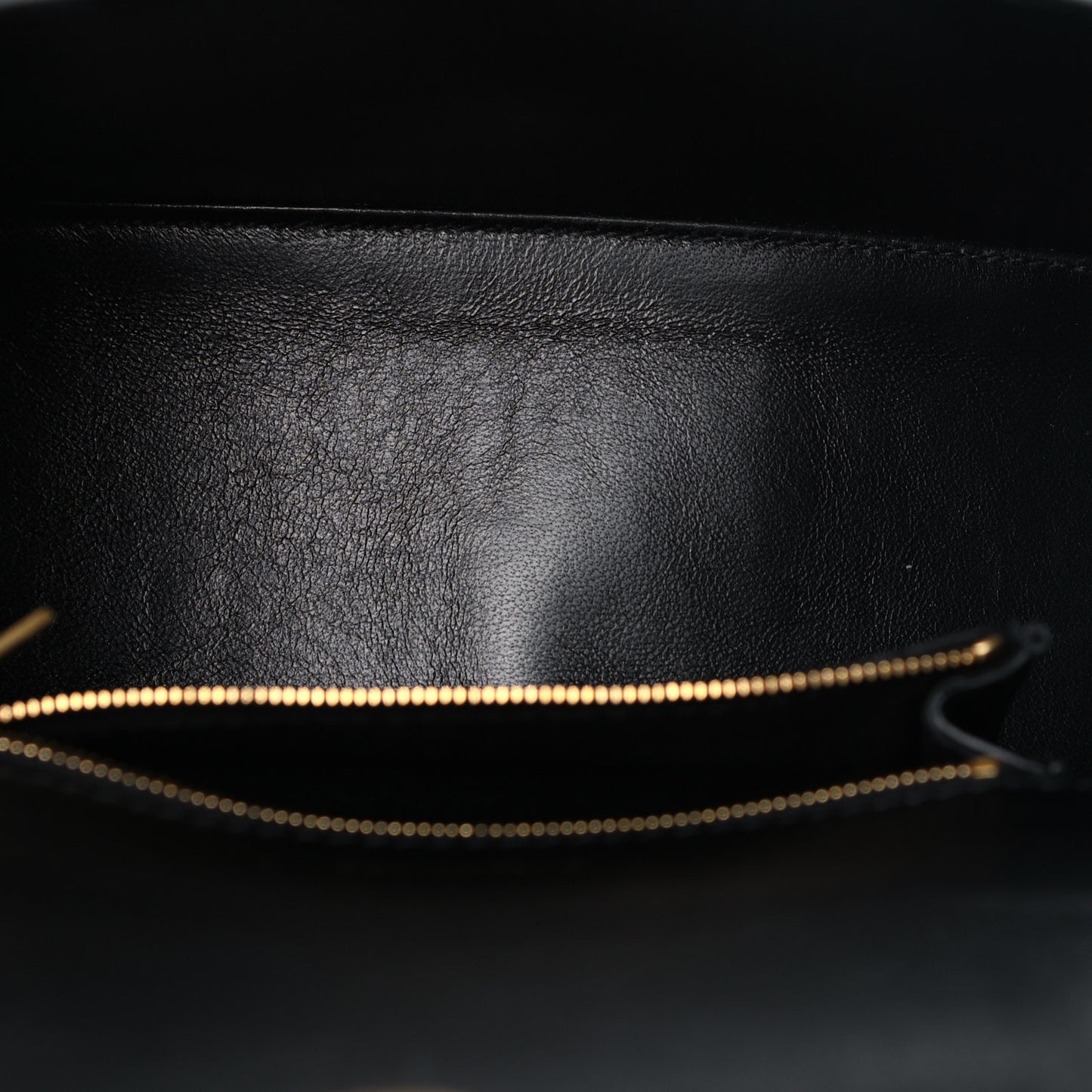Shiny Calfskin Crocodile Embossed Small Hourglass Top Handle Bag Black