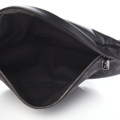 Louis Vuitton Monogram Eclipse Discovery Bumbag 4 of 8