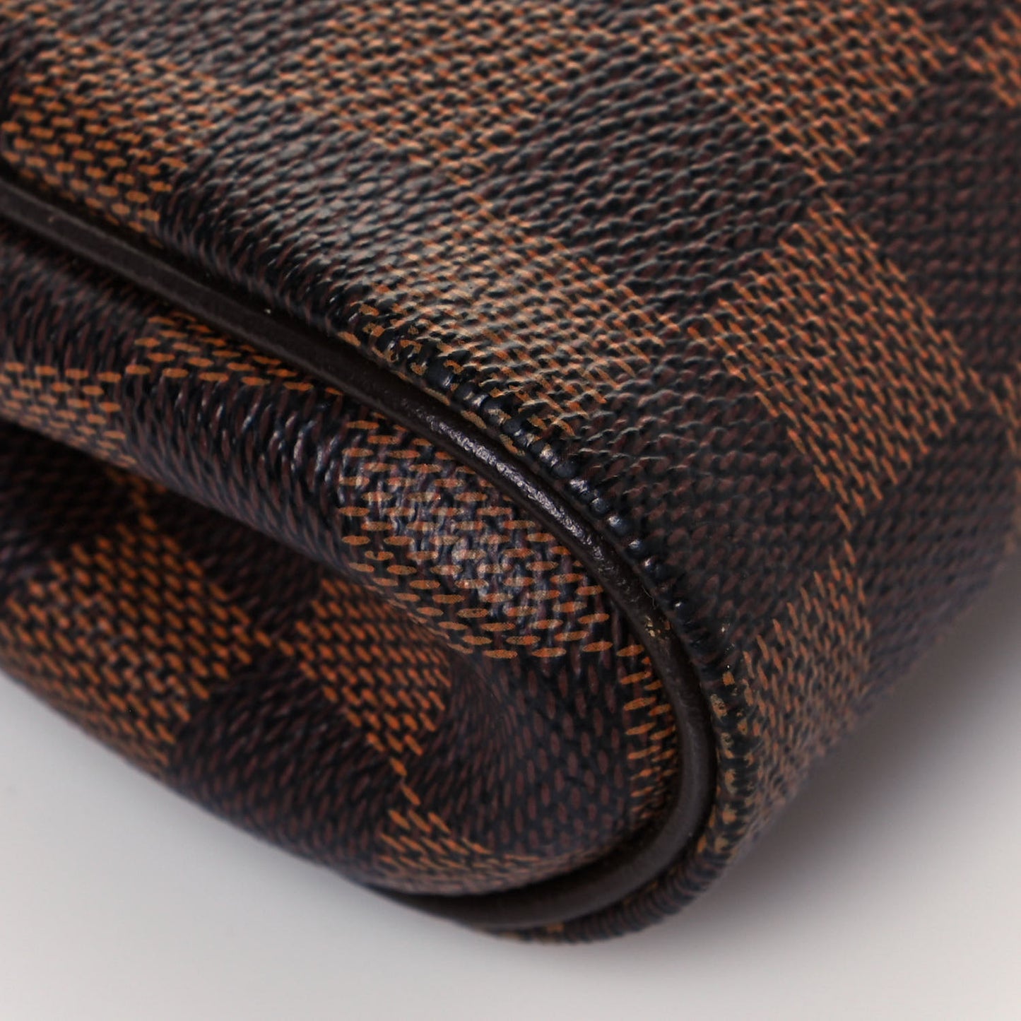 Damier Ebene Eva Clutch