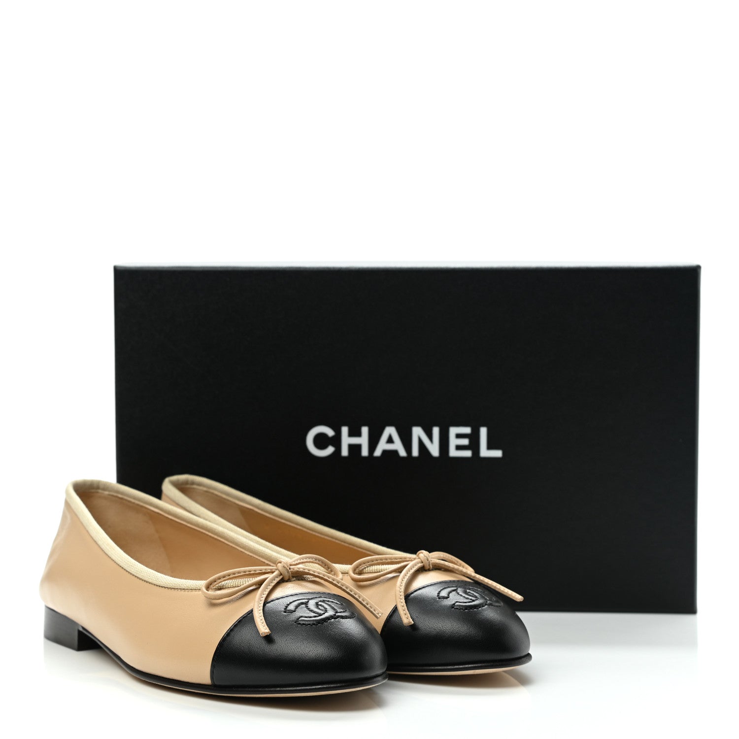 Chanel Lambskin Cap Toe CC Ballerina Flats 36.5 Beige Black 10 of 10
