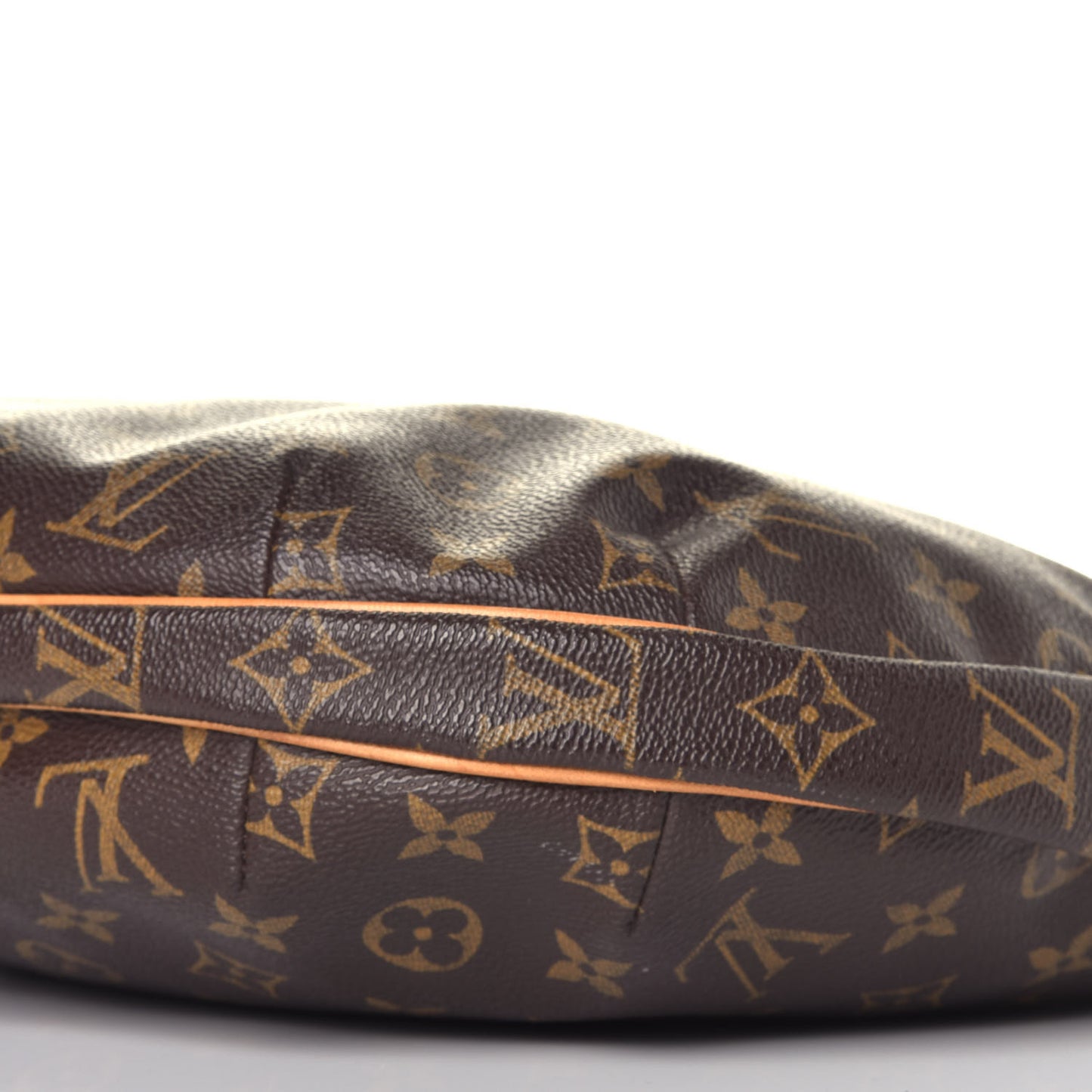 Monogram Croissant MM