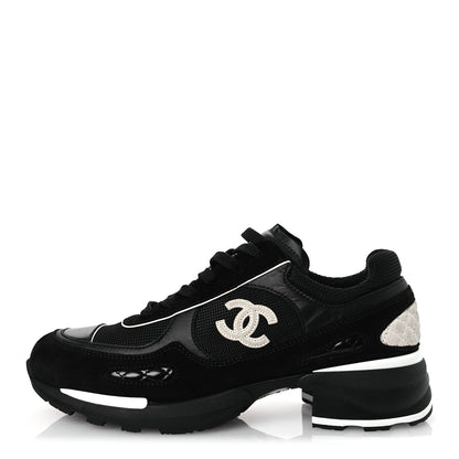 Chanel Mixed Fibers Suede Shiny Calfskin Womens CC Sneakers 40.5 Black 1 of 11