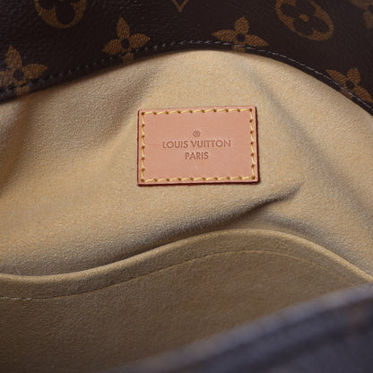 Louis Vuitton Monogram Artsy MM 6 of 22