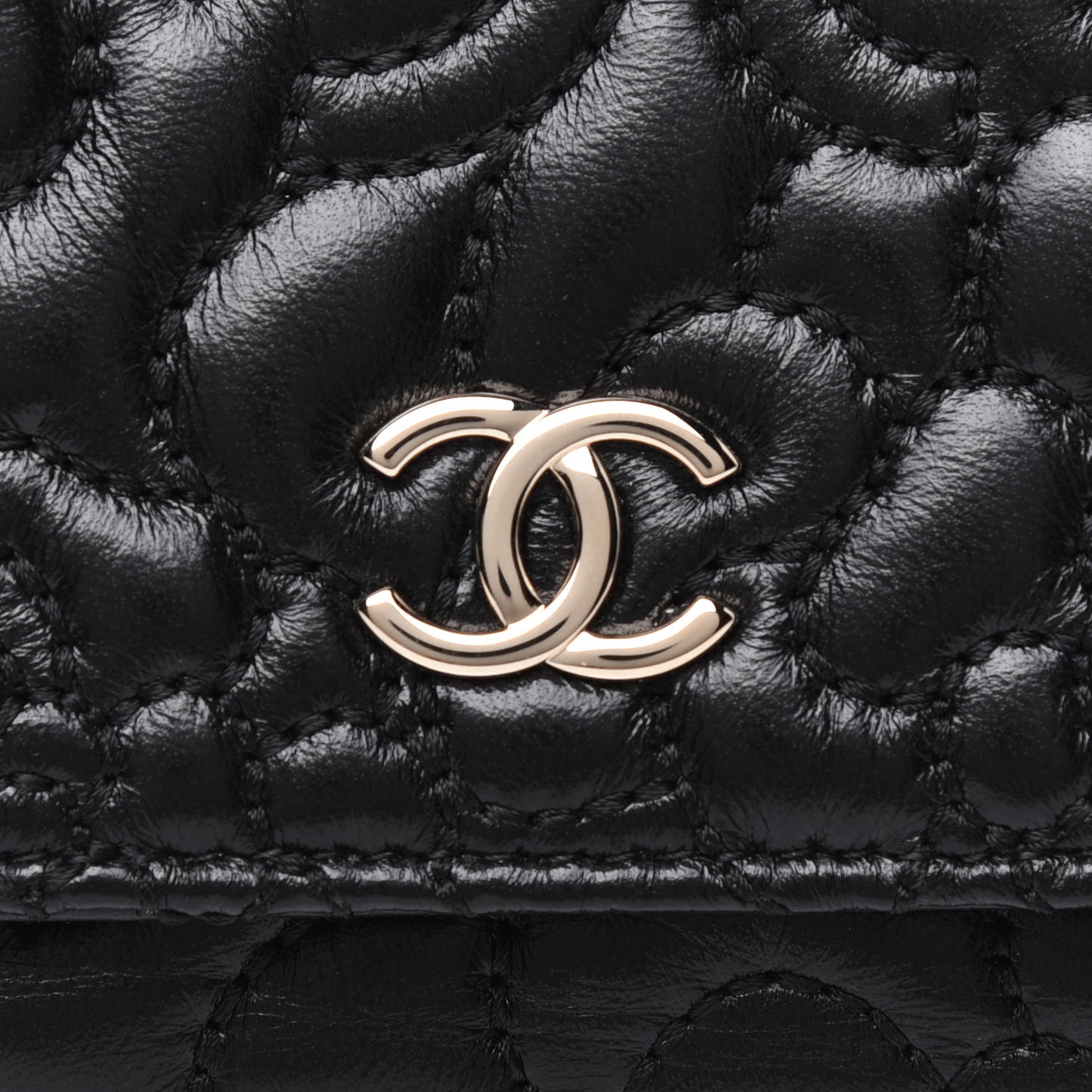Lambskin Camellia Embossed Small Double Wallet Black