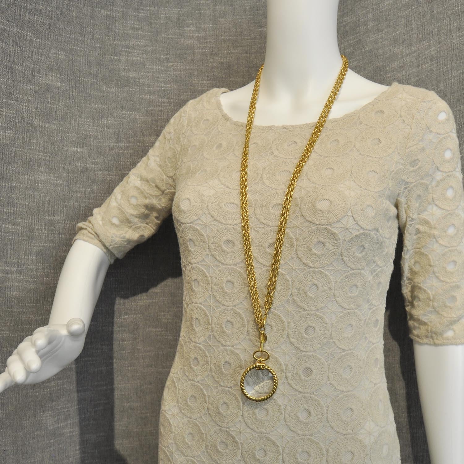 Chanel Loupe Magnifying Glass Necklace Gold 2 of 5