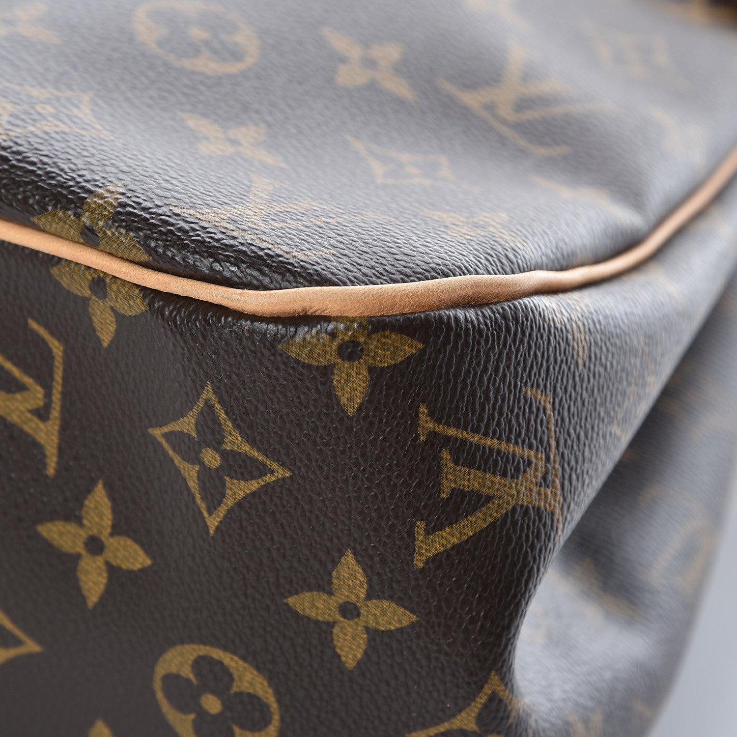 Louis Vuitton Monogram Batignolles Horizontal 12 of 13
