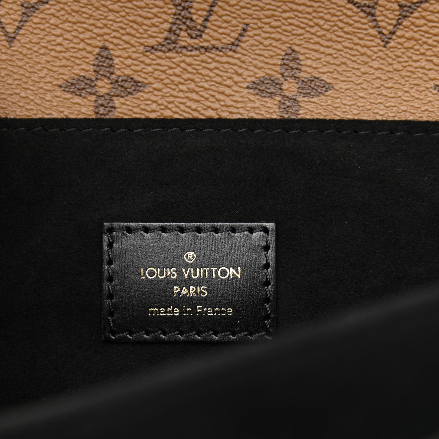 Reverse Monogram Pochette Metis