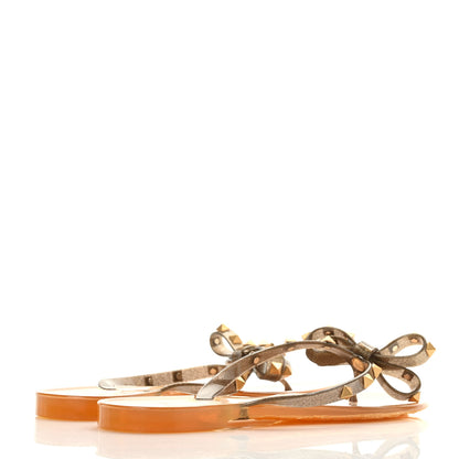 Valentino Garavani PVC Jelly Glitter Rockstud Bow Thong Sandals 41 Oro 4 of 7
