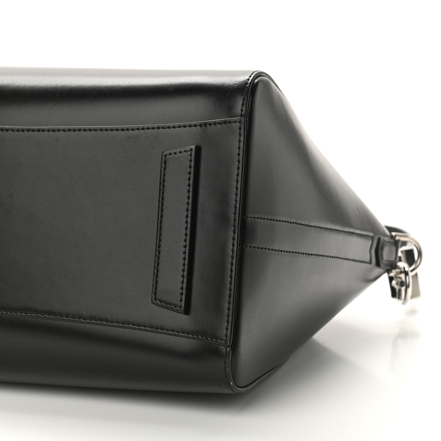 Shiny Lord Calfskin Medium Antigona Black