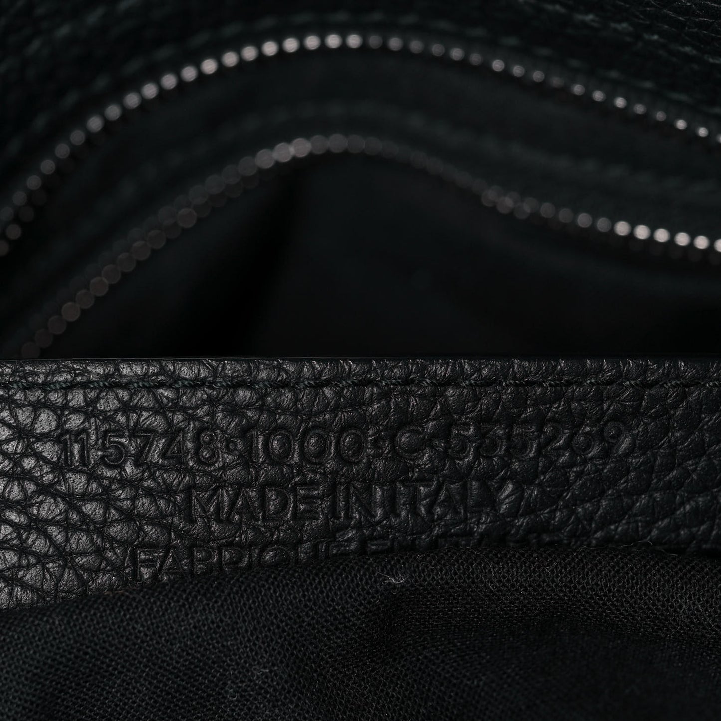 Vibrato Calfskin Classic Silver Hardware City Black