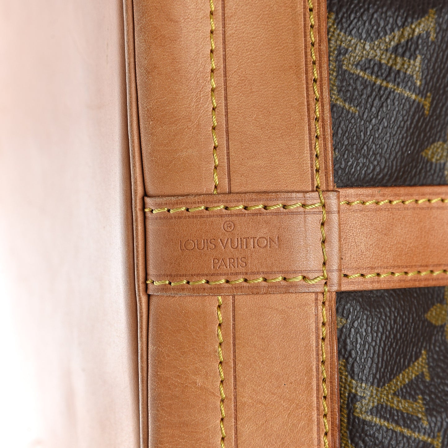 Monogram Noe